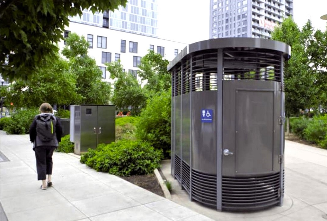 The City and County will install public toilets around Downtown, a best practice in major cities, thanks to an initial project by <a href="/CampusDistrict/">Campus District Cleveland</a> and the support of <a href="/DowntownCLE/">Downtown Cleveland</a> and @ohiocitytweets. 💙 More info: neo-trans.blog/2024/10/16/thr…