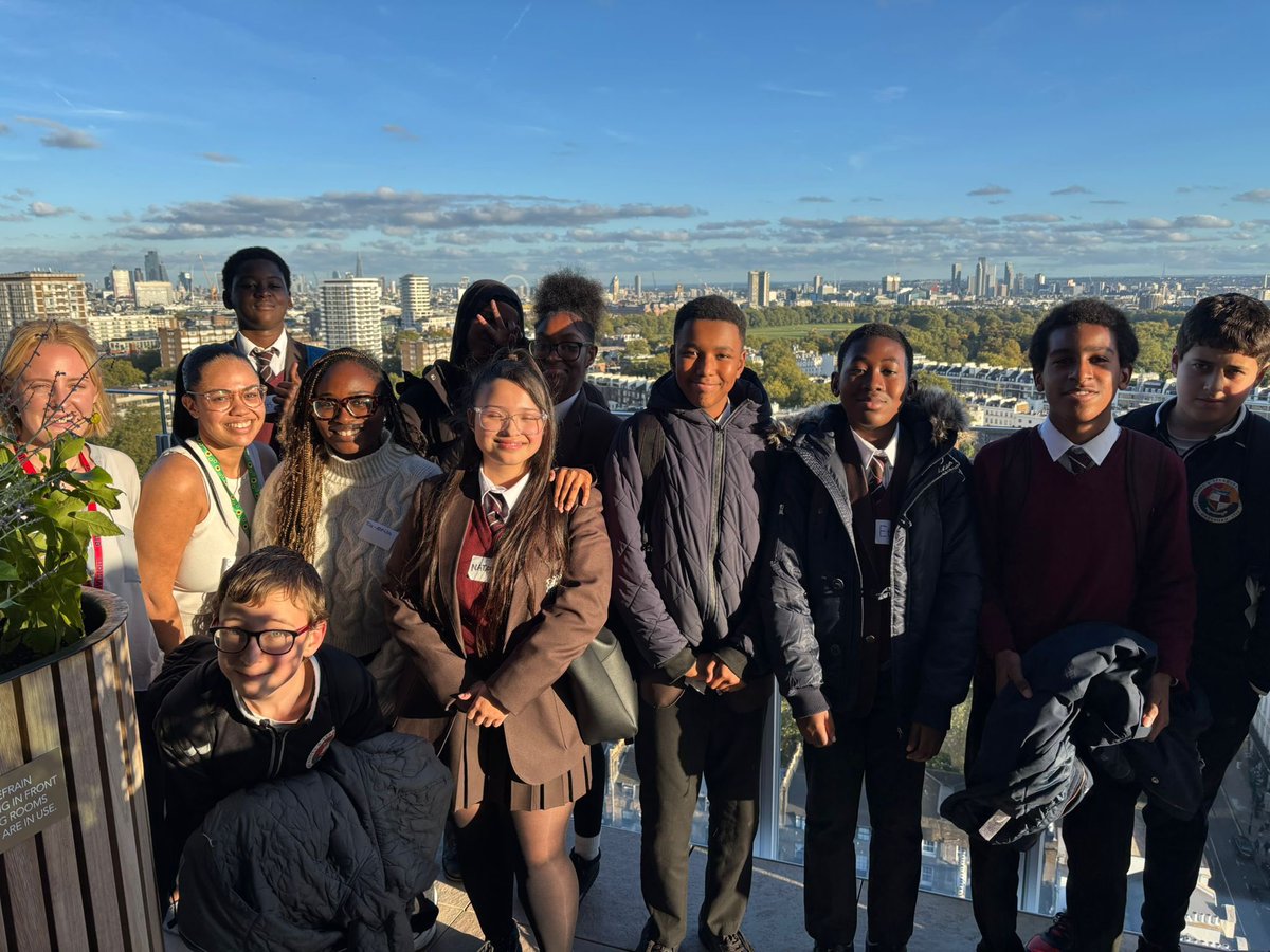 Addeys300's tweet photo. What an incredible end to an incredible week! Our brilliant @envisionUK community apprentice teams enjoying the corporate hospitality and warm welcome @stjamesplace and @CapitalGroup. Not a bad view for 15:00 on a Friday…#LoveAddeys https://t.co/CsQlmY1z1I