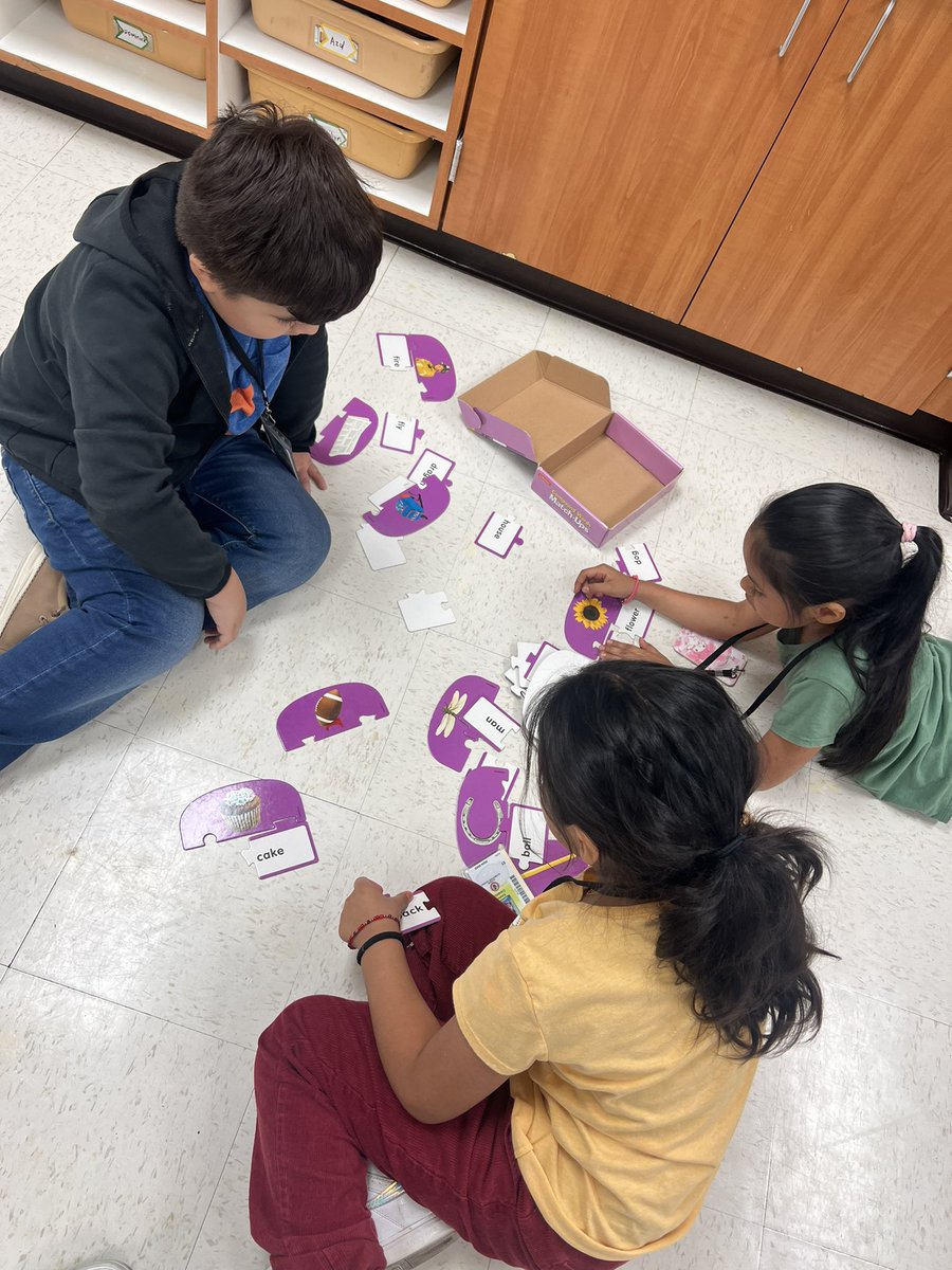 Jesselyn Holden tweet media