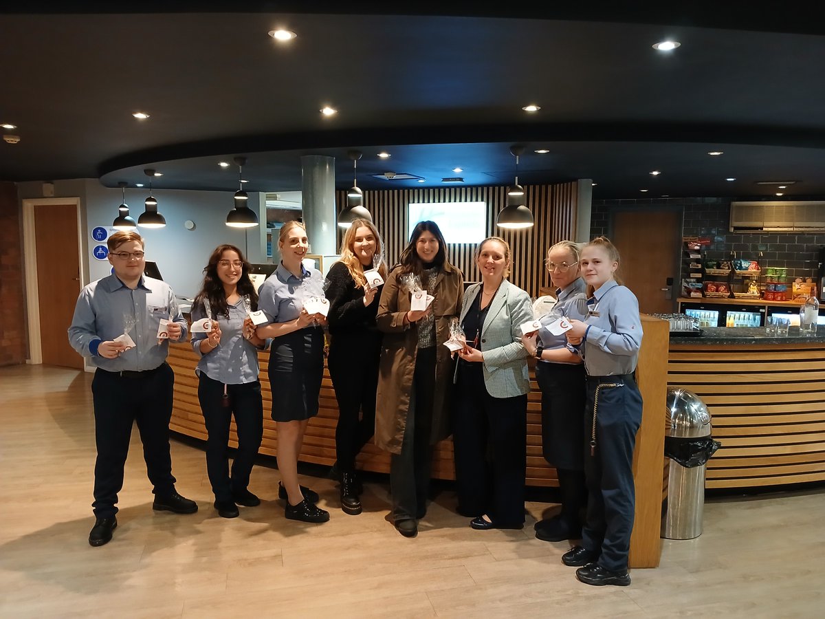 Albert Dock Charity tweet media