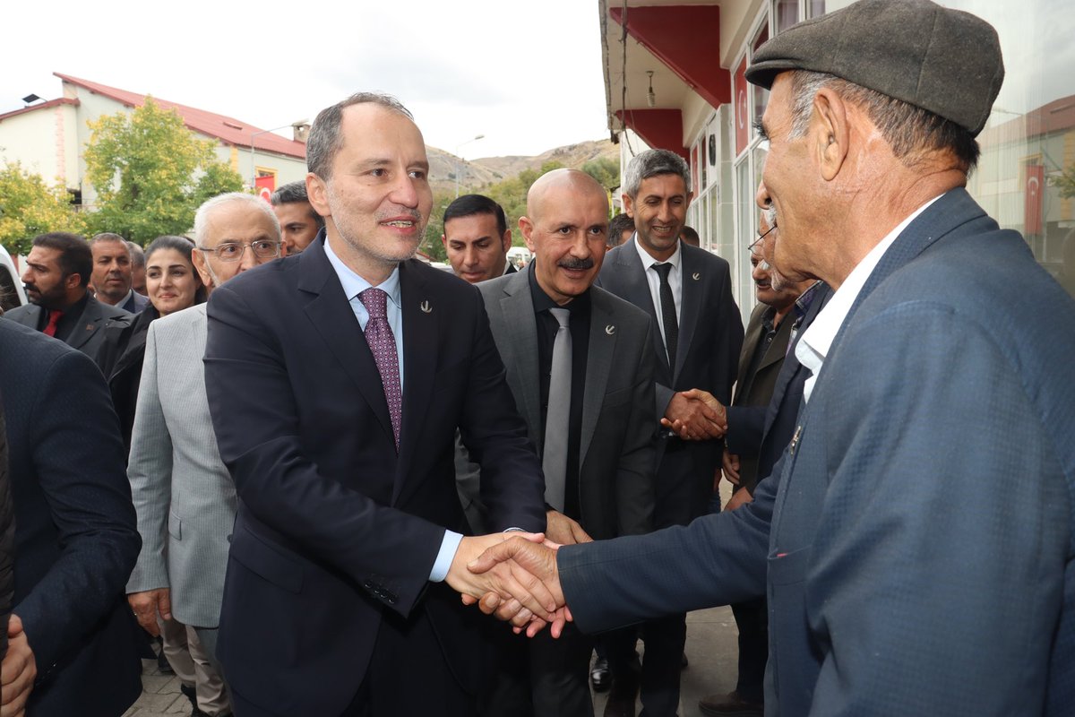 Yerel seçimlerde yüzde 32 oranında oy aldığımız Bitlis Mutki’de teşkilatımızı ve Mutki halkını ziyaret ederek kendilerine teşekkür ettik.