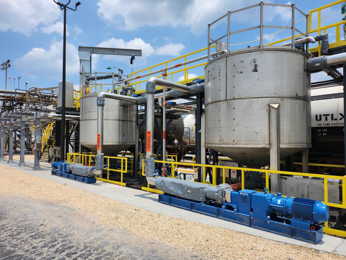 PCM_communicate's tweet image. Keeping tanks clean and efficient is crucial in various industries, from food and beverages to chemicals and beyond. PCM EcoMoineau™ pumps are engineered to meet these challenges head-on !

#PCM #TankCleaning #Innovation #Sustainability #Efficiency #IndustrialTechnology