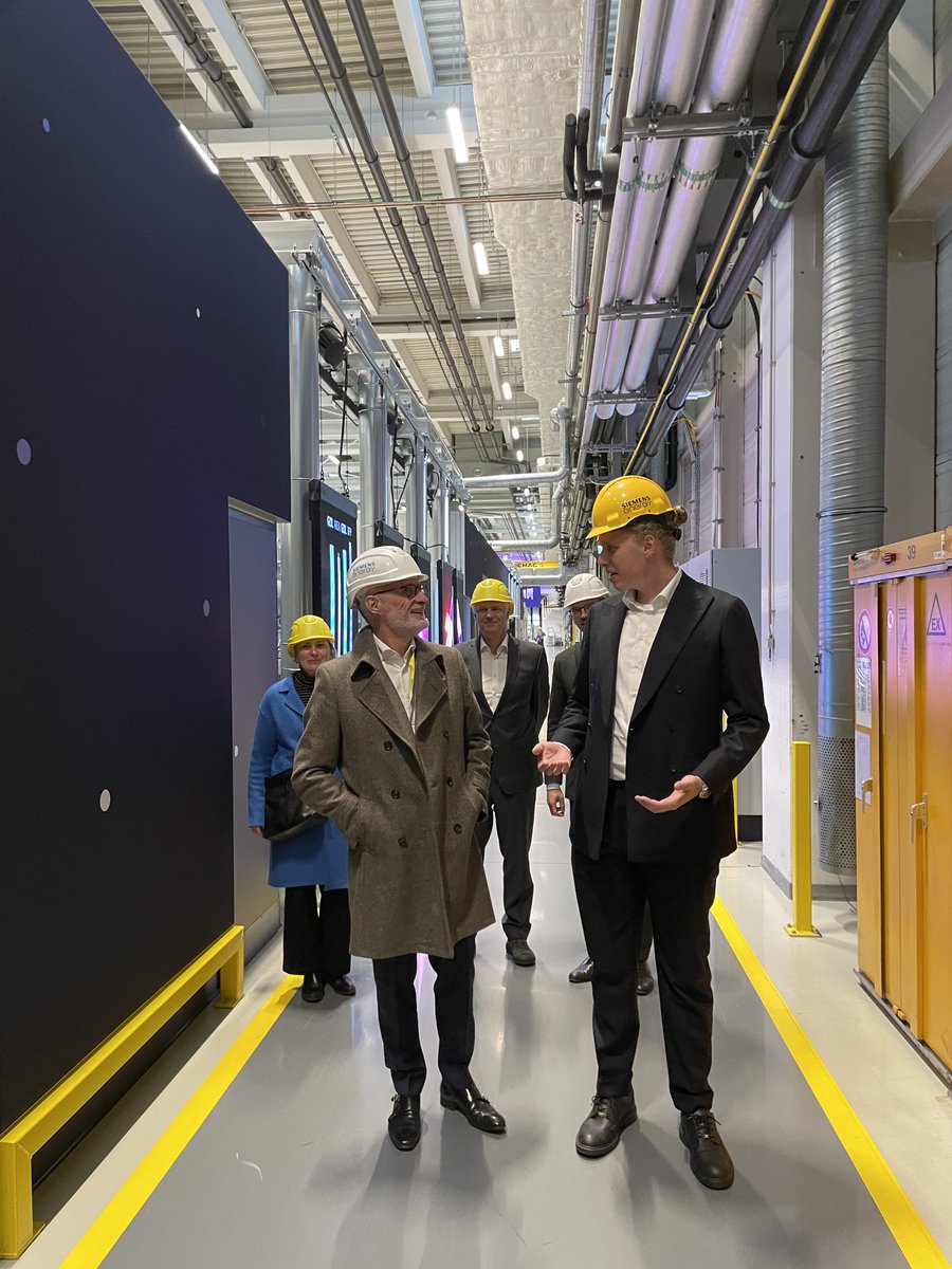 Botschafter Piet Heirbaut tweet media