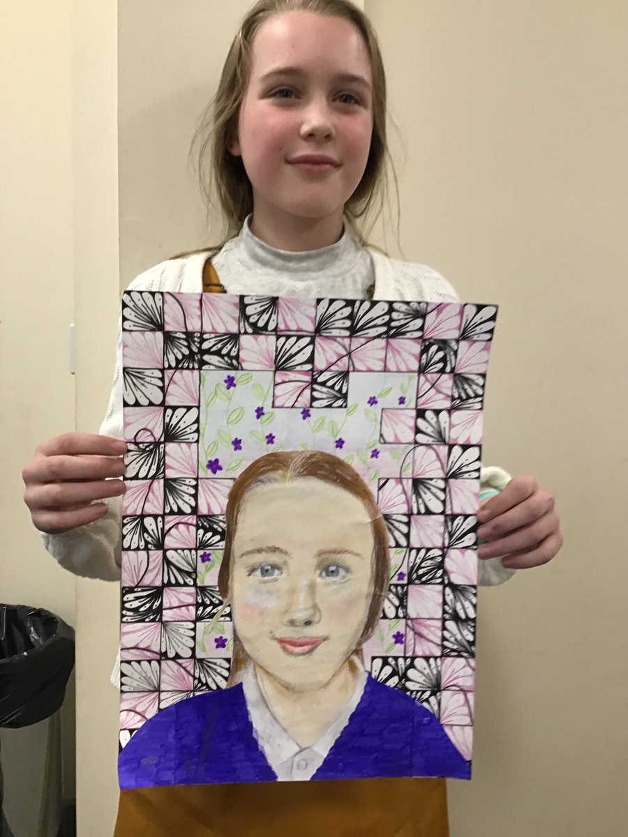 chadvaleprimary's tweet photo. #CVarts Wow! A stunning self-portrait in Year 6! What a talented artist! Well done ❤️🌟👌🎨 https://t.co/JK4G7RGiBX