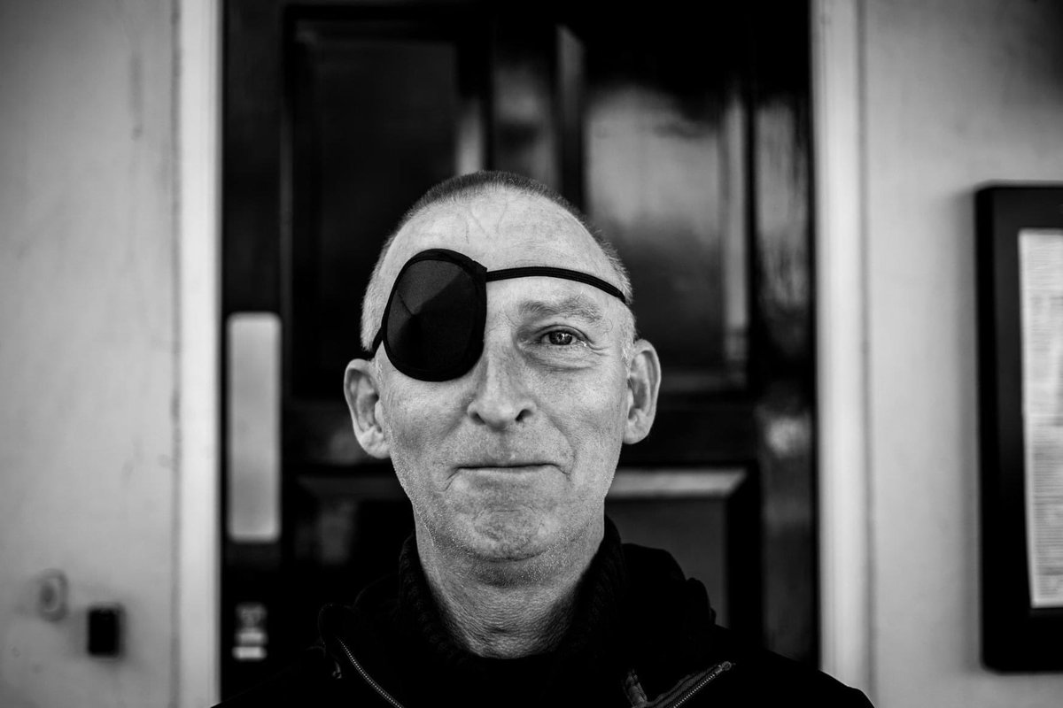 NdavisonR's tweet photo. A couple from my ongoing series #30SecondsofStreet Portrait #thecomfortofstrangers 2011-td street portraits made together https://t.co/bKIu6M5GPA