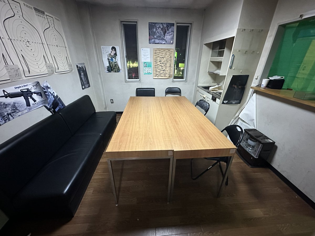 vel524's tweet photo. 明日のCGステチャレのレイアウトです。
一部変更しました。

ピットスペースも拡張しました！！

イワさんレイアウト変更ありがとうございました😊
試走動画はハイパーです。

よろしくお願いします！！！ https://t.co/DPENohvOjo
