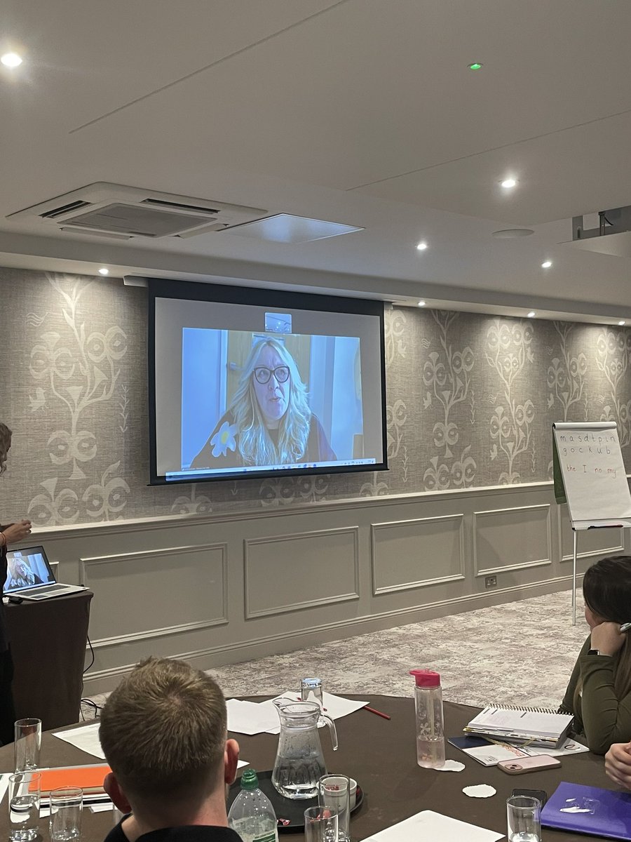 St John Vianney English Hub tweet media