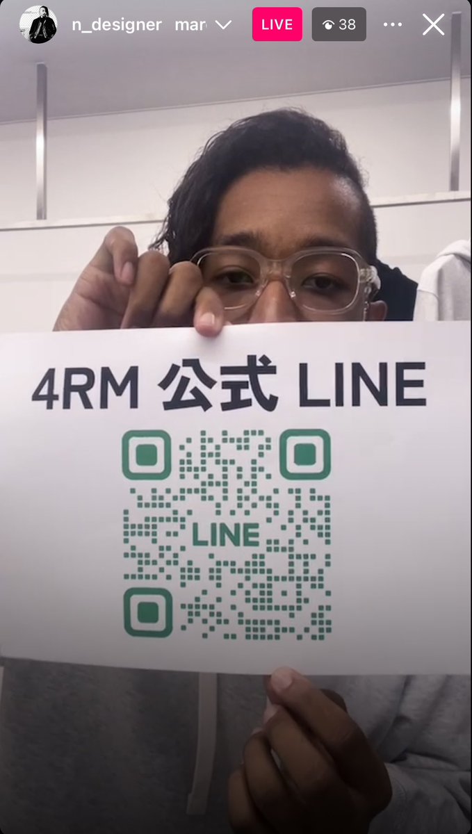 BI_RISA_Eyes's tweet photo. 4RMの公式LINEが出来たそうです✨ 新入荷商品情報をはじめ、お得なクーポン、イベント情報などをお届けしてくれるそうです🥹そして10/25〜オンラインでMACRUS COVINGTONのプルパーカー予約販売されるそうです❤️‍🔥🥹詳しくはマーカスさんのインライアーカイブ見てね🫶
#4RM @4RM_TOKYO @MARCOVI_TOKYO https://t.co/kI9kyyxfaP