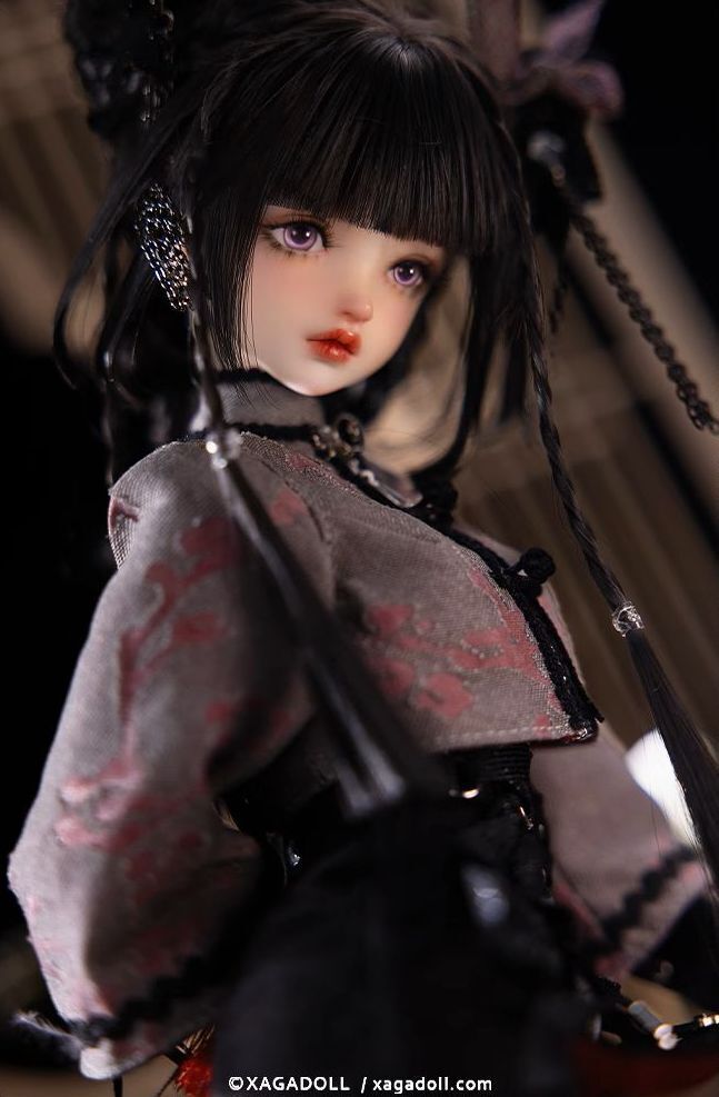 お知らせ】XAGADOLLから、期間限定ドールが登場！ シックなチャイナ服