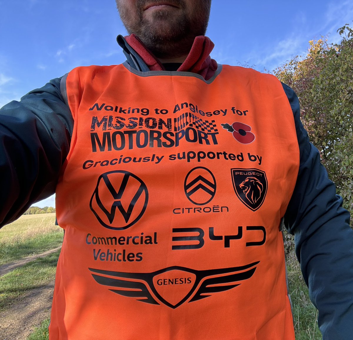 Day One: let’s do this! Debut day for the sponsors’ hi-vis today too - I’ll be wearing this all the way. Thanks to these folks for their support!