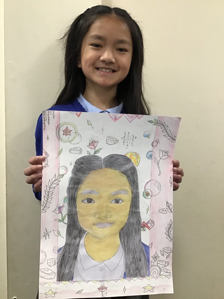 chadvaleprimary's tweet photo. #CVarts Another fabulous self-portrait from Year 6! well done! 🌟❤️👌🏼🎨 https://t.co/601E1JEvHQ