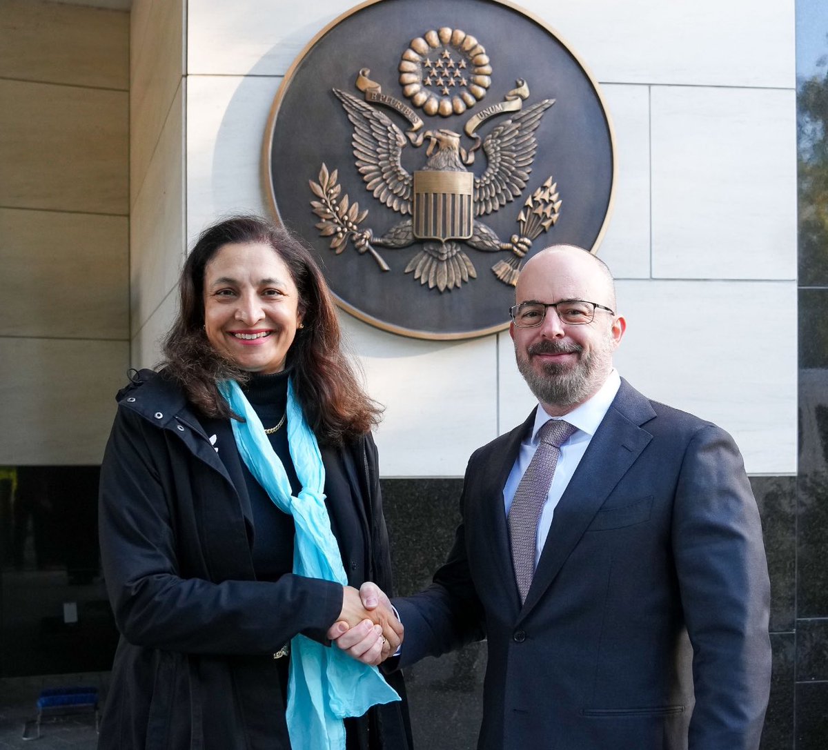 ZMiST_Ua's tweet photo. 🇺🇦🇺🇸Uzra #Zeya has arrived in #Kyiv to reaffirm U.S. commitment to robust civilian security and humanitarian support and strengthening #Ukraine’s democratic resilience in the face of #Russia's brutal aggression https://t.co/e4kl8em99i