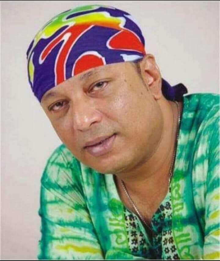 NazifChowdhury0's tweet image. &quot;আজ কিংবদন্তীর ৬ষ্ঠ প্রয়াণ দিবস&quot;
&quot;কীর্তিমানের মৃত্যু নেই&quot;
আইয়ুব বাচ্চু বাংলা ব্যান্ড সংগীতের আকাশে একটি উজ্জ্বল নক্ষত্রের নাম, যা অনন্তকাল জ্বলতে থাকবে। তিনি তাঁর কর্মের মাঝেই বেঁচে থাকবেন  বাংলার প্রজন্ম থেকে প্রজন্মে। ২০১৮ সালের আজকের এই দিনে তিনি দেহত্যাগ করে আল্লাহ্&apos;র আদেশ।