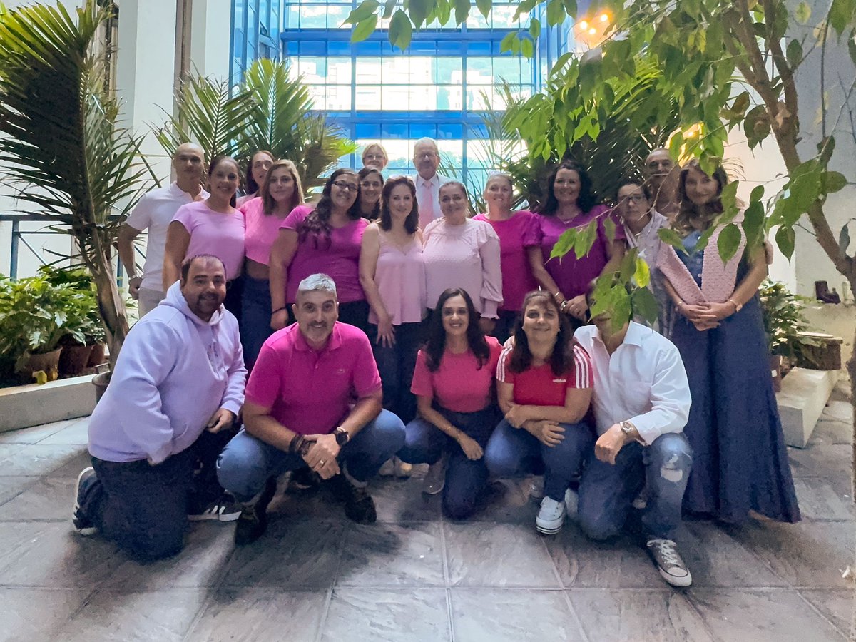 cortes_john's tweet photo. #ThinkingPink all day with the team at @ThinkingGreenGI https://t.co/98ysClTN9j