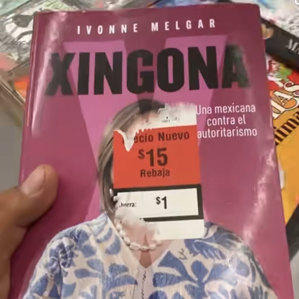 ZuritaCarpio's tweet photo. ¡No dejen pasar esta oportunidad! Este libro Xingón puede estar en tu librero ahora por 15 pesitos.