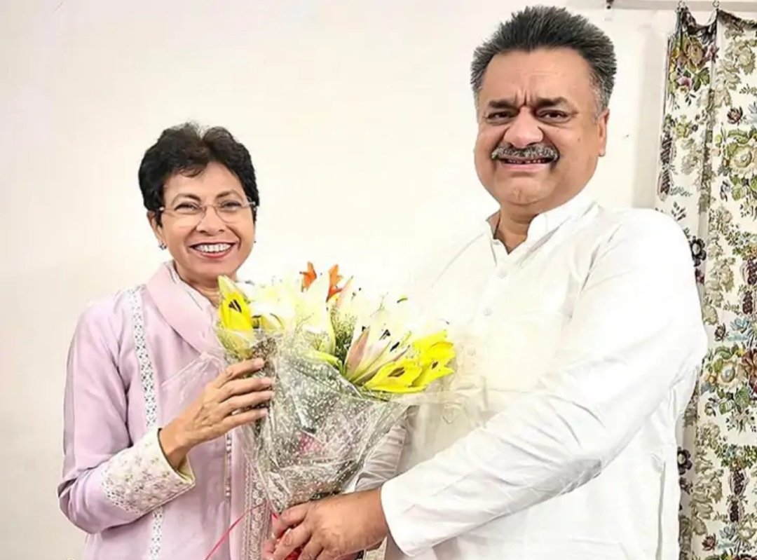 sunilbishnoiSKB's tweet photo. कुमारी शैलजा जी के करीबी पूर्व dupty CM चन्द्रमोहन को नेता प्रतिपक्ष बनाया जा सकता है 

हाईकमान ने हुड्डा पर लगाम कसनी शुरु कर दी है @cmbishnoi @Kumari_Selja @INCIndia @INCHaryana @priyankagandhi @Haryana_selja @SeljaSangHr #Chandermohan #ViratKohli #INDvsNZ #RahulGandhi #PAKvENG https://t.co/SEcIKgImL2