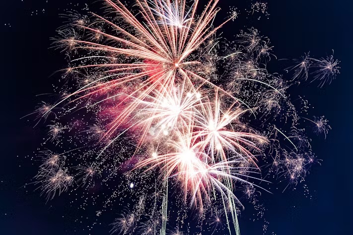 Bonfire Night is nigh on the calendar, but fireworks season starts a little earlier this year! Find all the pyrotechnical delights Oxfordshire has to offer over the next month right here, from explosive showstoppers to gentler, low-noise displays:
dailyinfo.co.uk/fireworks