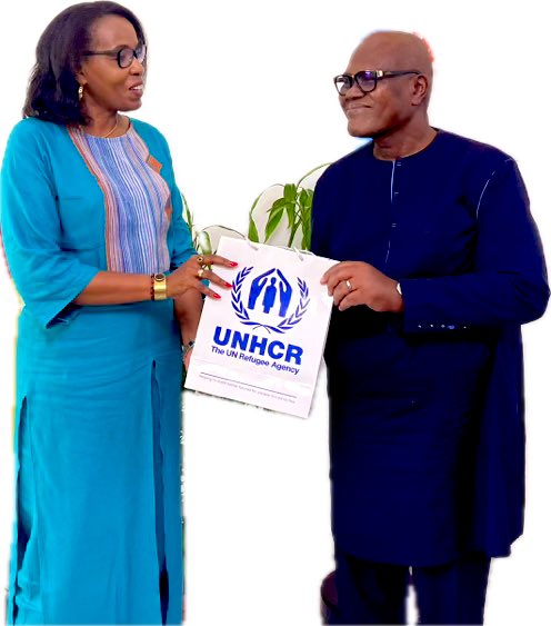 MuhimpunduYve's tweet photo. During a courtesy visit with @DrJustinKoffi of @UNFPACameroon we discussed our longstanding collaboration to support forcibly displaced women & girls ensuring community access to reproductive health services, preventing & responding to #GBV in Cameroon
#ProtectionPartners
#SDGs https://t.co/McE7BOXCYV