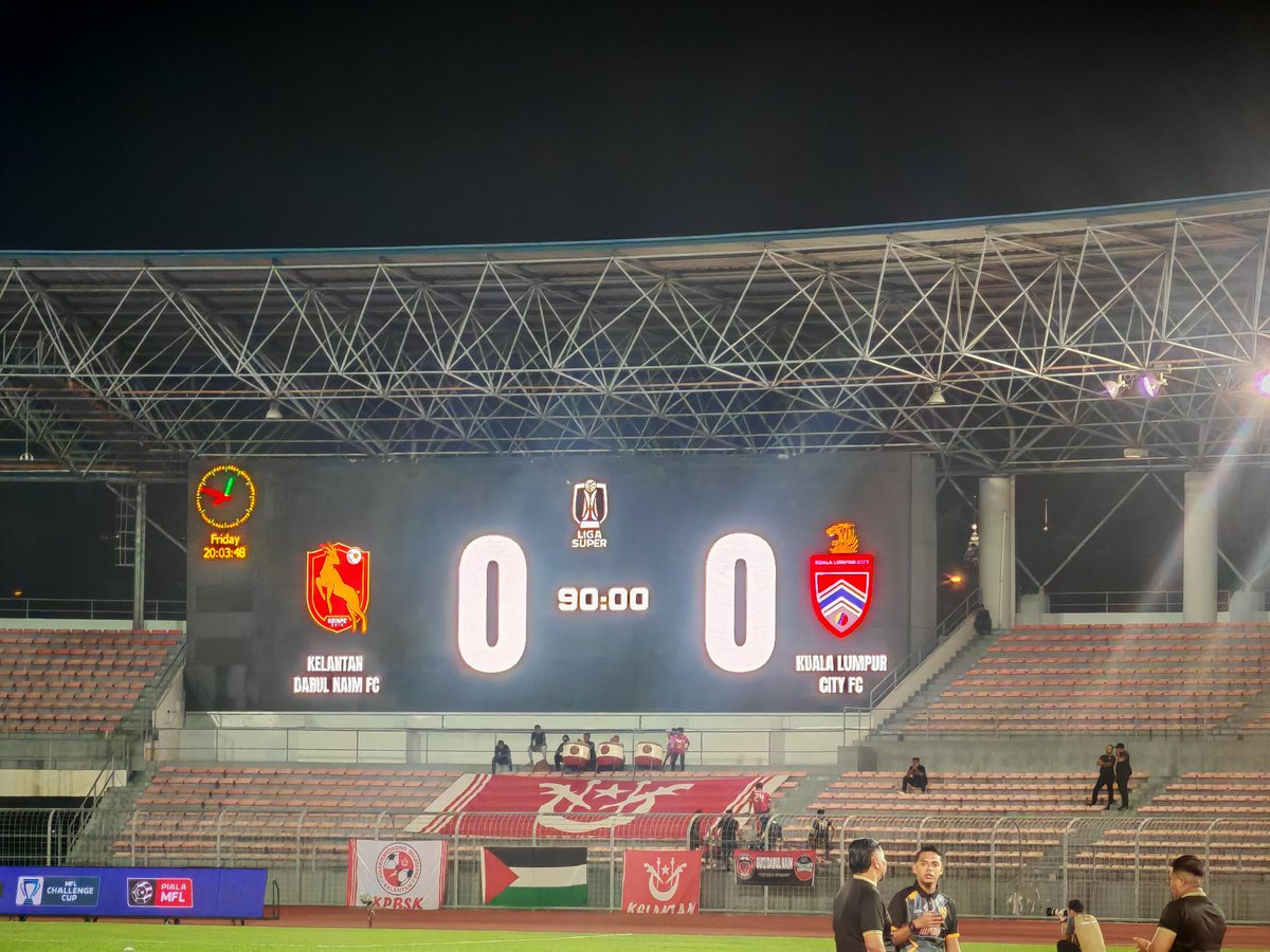 zero_cool0781's tweet photo. MLS Match:
AWAYDAY di HOME

KDN FC 🆚 KUALA LUMPUR CITY FC 🔴 ⚪ 

#VamosKL
#SampaiMatiKualaLumpur
#DarahMaruah
#PureCitySoul
#AnakKota https://t.co/uF1MQW6QP2