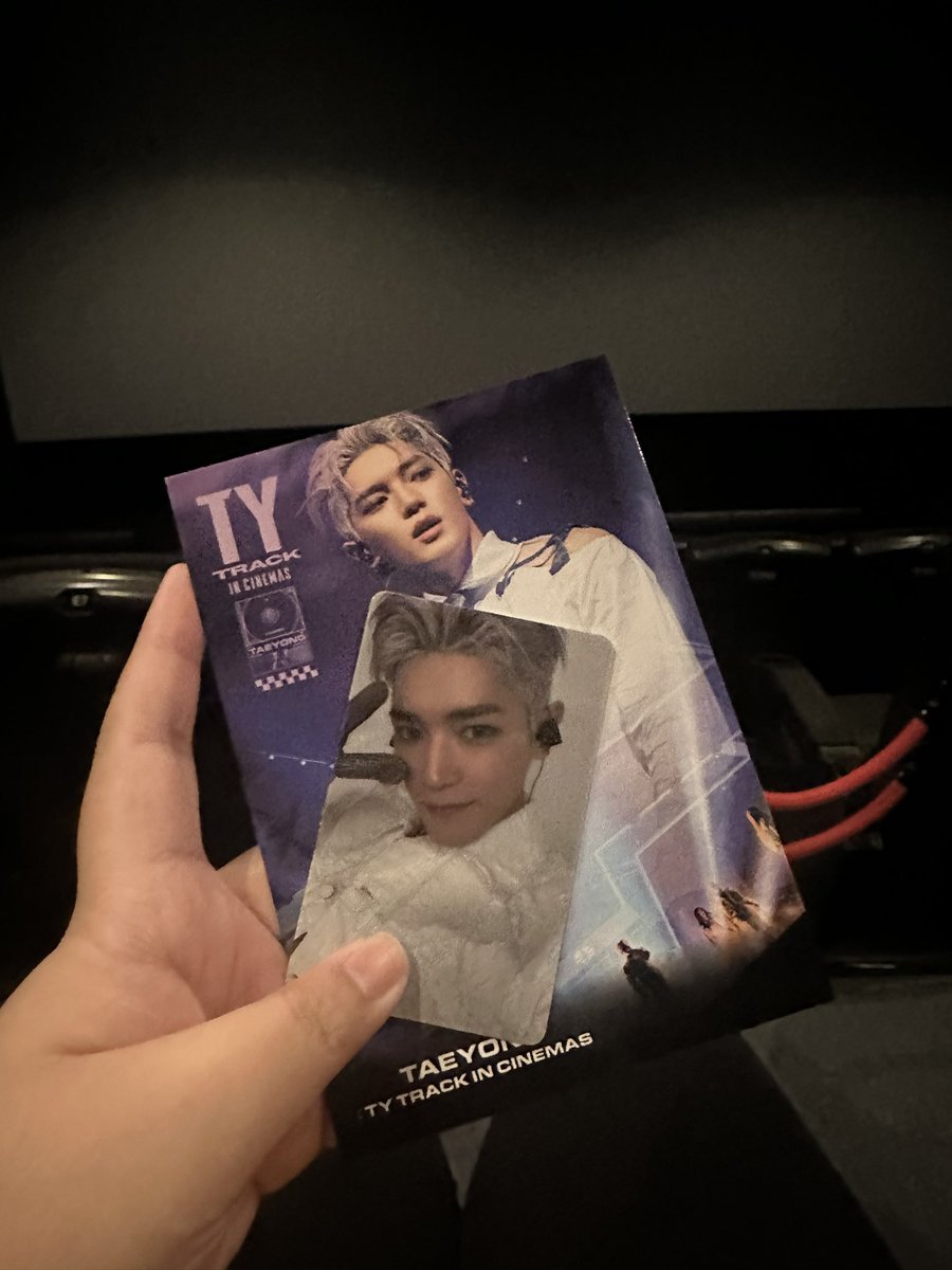 taeji_dragon's tweet photo. am i ready to cry https://t.co/1ydyWS5J6s