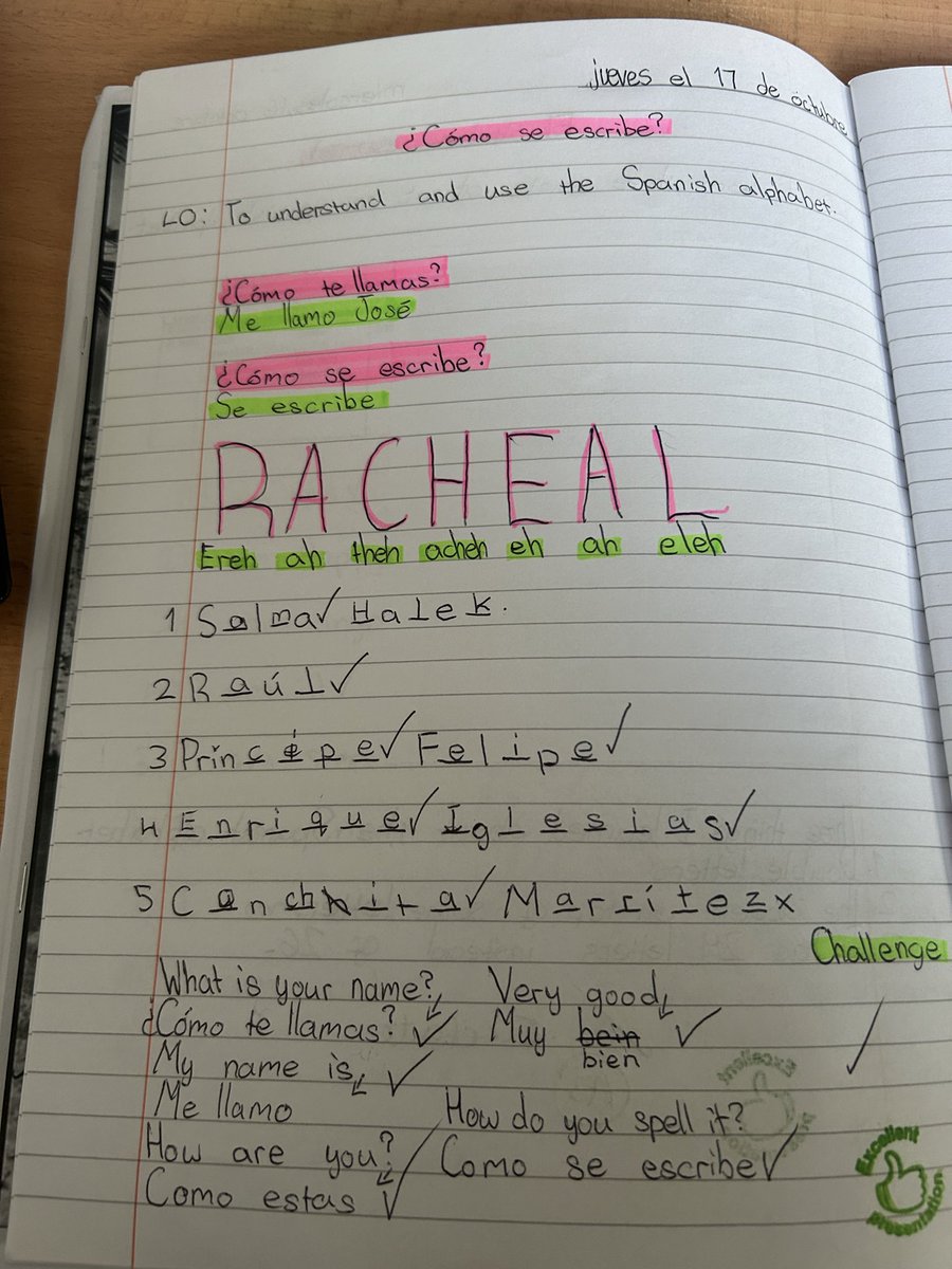 These genuinely are the first 4 books on the 7a1 pile. I am blown away by this group. Enthusiasm, presentation and behaviour are all exemplary! I have no doubts I have more fantastic work to share as I continue my book look. Muy bien 7a1! 🙌😊