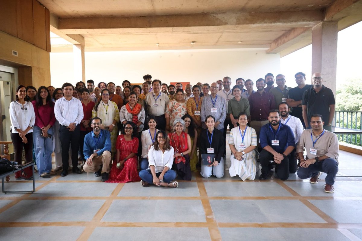 CSEINDIA's tweet photo. As #CSEClimateWeek comes to a close, we wrap up a week filled with dynamic discussions, expert insights, and forward-thinking solutions. From exploring decarbonisation pathways to addressing heat resilience in cities, and from scaling sustainable farming to enhancing carbon markets, each session brought valuable perspectives on tackling climate challenges.

A huge thank you to all the speakers, panelists, and participants for their contributions🙏Let's continue to drive climate action and make these impactful conversations a reality! 🌍💡