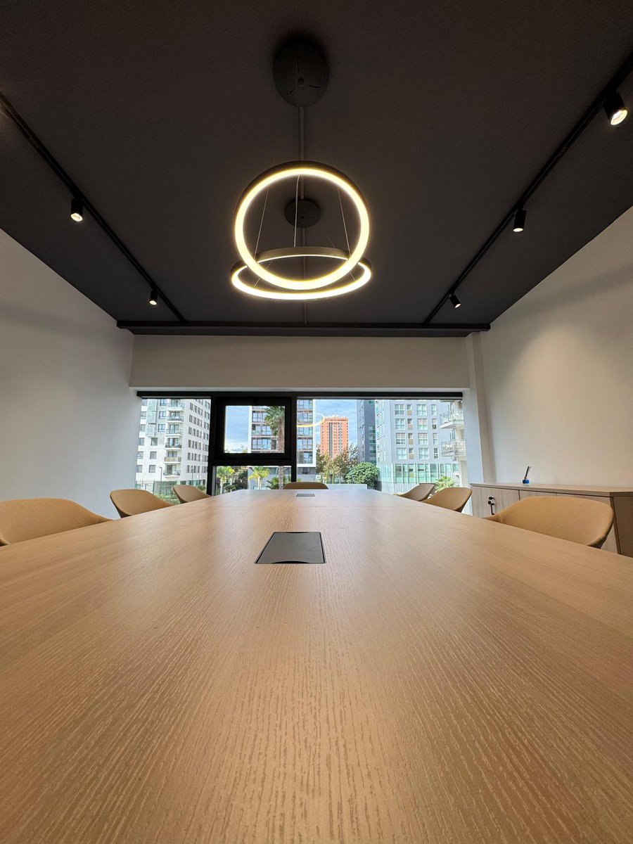 ProymeESP's tweet photo. Estamos contentos de anunciar la apertura de nuestra nueva delegación en Valencia. Un nuevo espacio para estar más cerca de nuestros clientes y seguir avanzando juntos. ¡Te esperamos en nuestra nueva ubicación!
Avenida Antonio Ferrandis, 8 
Entreseuelo Oficina 6G
46013 Valencia https://t.co/2TuDaX7bVa
