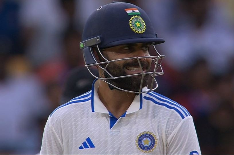 ManuAriya's tweet photo. Virat Kohli's wicket😢

#ViratKohli https://t.co/CcEkelJ1tJ