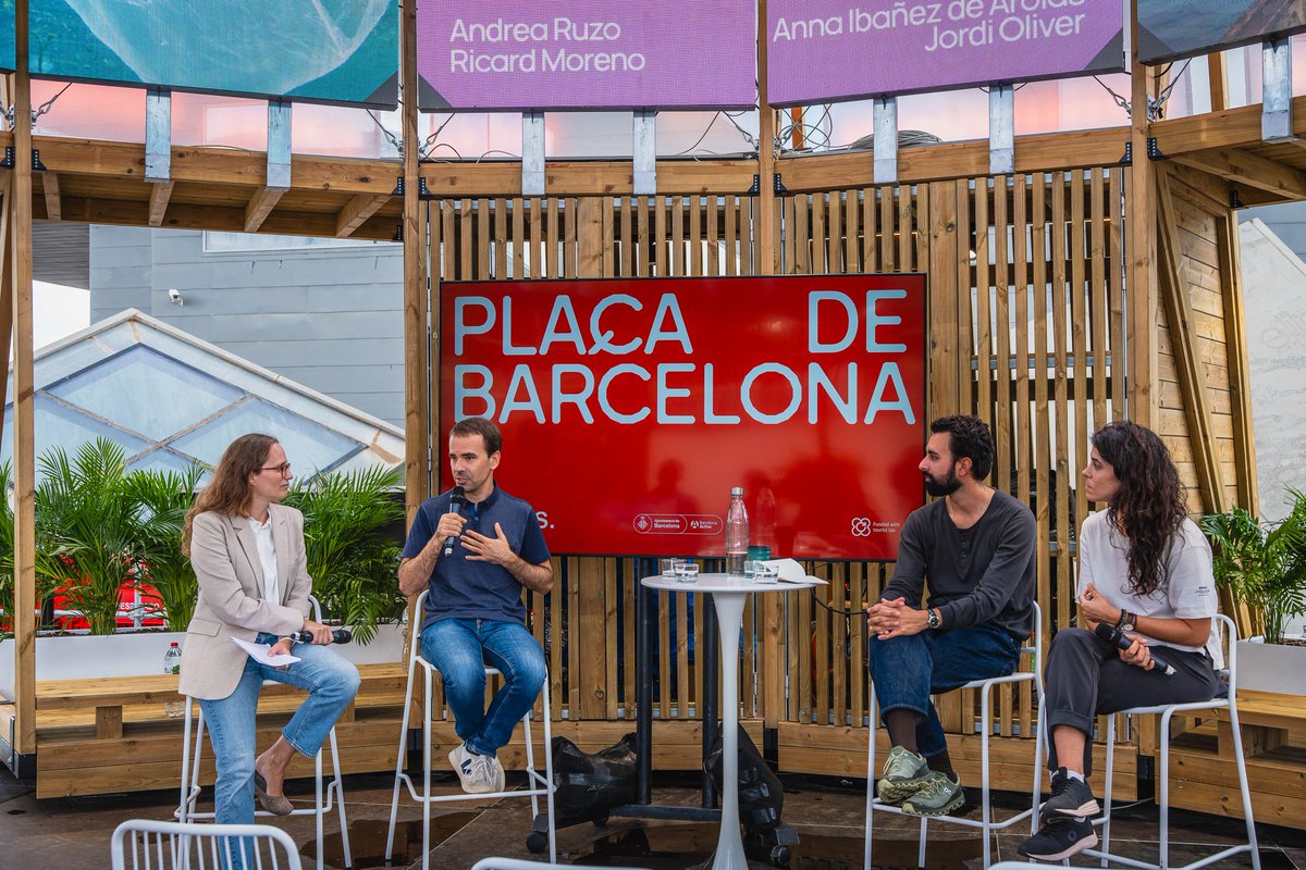 JordiOliverSola's tweet photo. Clou una setmana curulla de taules rodones i jornades inspiradores.
Trenar un discurs coherent no és fàcil, però és un privilegi representar la bona feina d'@ineditinnova en el camí cap a una economia circular i descarbonitzada.

#BDW2024
#EPIindustries
#CongresPIMECjoves https://t.co/GiQv2AMajG