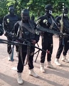 BLA_Network's tweet photo. The terrorist Nigeria army in Obinze has felt the heat from Biafra liberation warriors.
Biafra Defense FORCES has begun another dangerous mission that will grind the Nigerian terrorist state.
#Moralehigh
#Moralehigh
#Moralehigh
Pray for them 4 a successful missions
We move! https://t.co/Lp4EgNyiWR