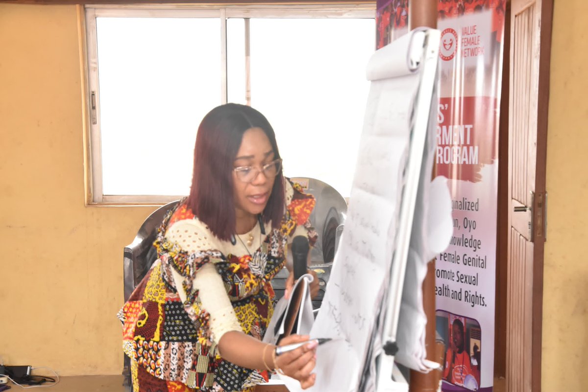 ValueFemaleNet's tweet photo. 📢 #OsunGESP Day 4 Highlights:
Today, Mrs. Uzoma guided the girls through:
✨ Online Bullying –How to recognize and respond to it.
✨ Information &amp; Technology –Exploring opportunities in ICT.
✨ Online Security &amp; Safety –Staying safe in the digital space.
#OsunGESP #OnlineSafety https://t.co/nulgRFAaiA