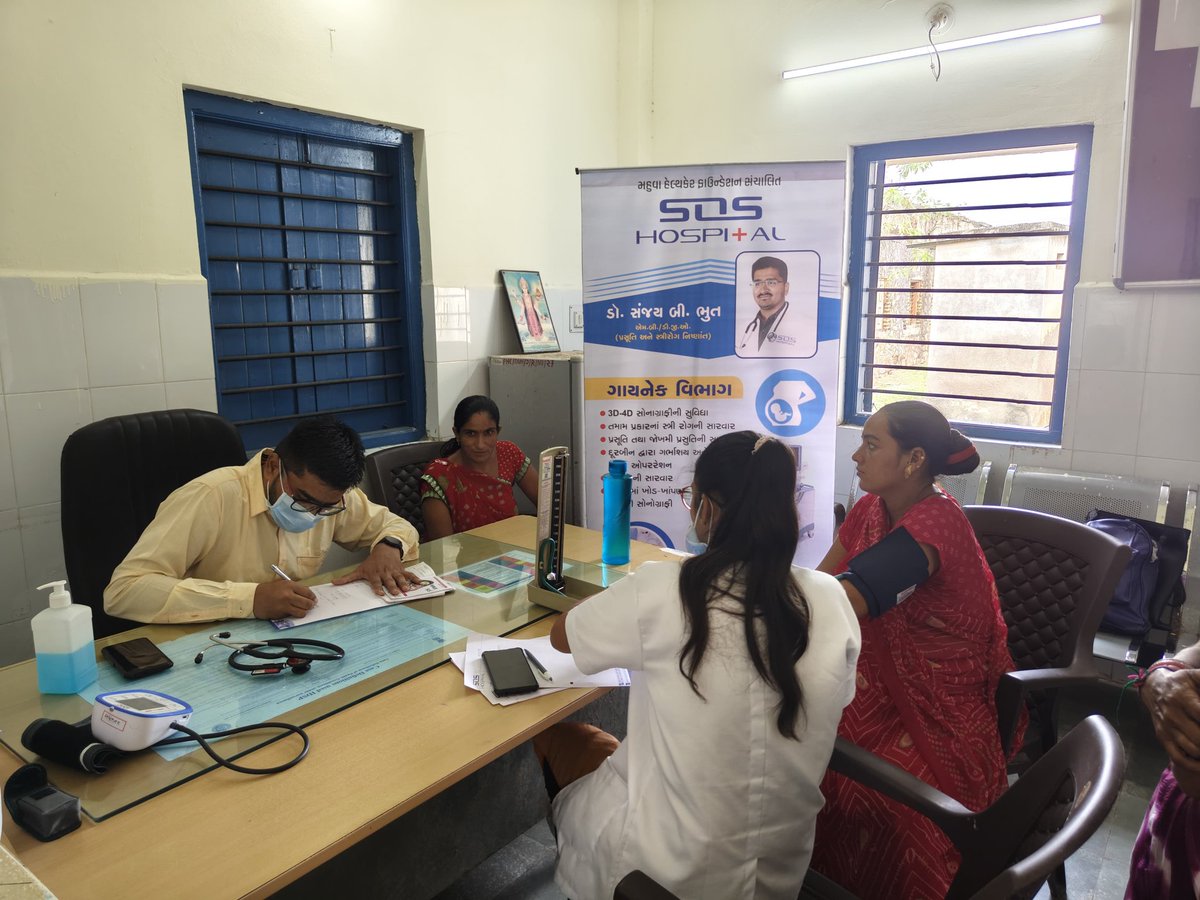Phc_Dungar's tweet photo. Today ANC &amp; Child Check Up Camp At PHC Dungar 
46 ANC And 19 Children Check Up Done With Health Education By SOS Hospital Gynec &amp; Pediatric Dr. 
Good Work Phc Dungar Staff
@ddoamreli @CollectorAmr 
@THORAJULA @AmreliHealth 
@ArunKumar23302 @DrRadhaKrishan7 
#SBCC #HealthForAll https://t.co/Ob3ISp5VP9