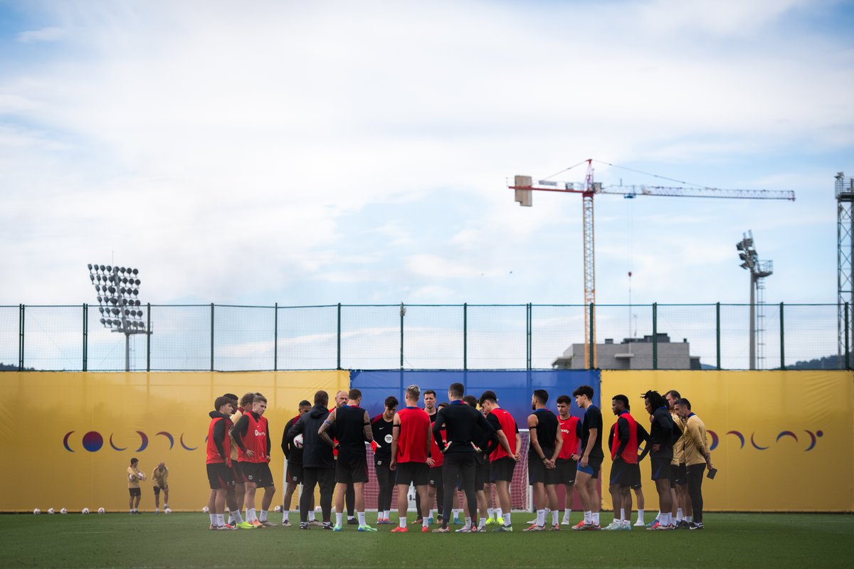 FC Barcelona tweet media