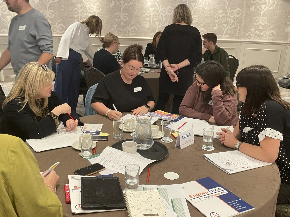 St John Vianney English Hub tweet media