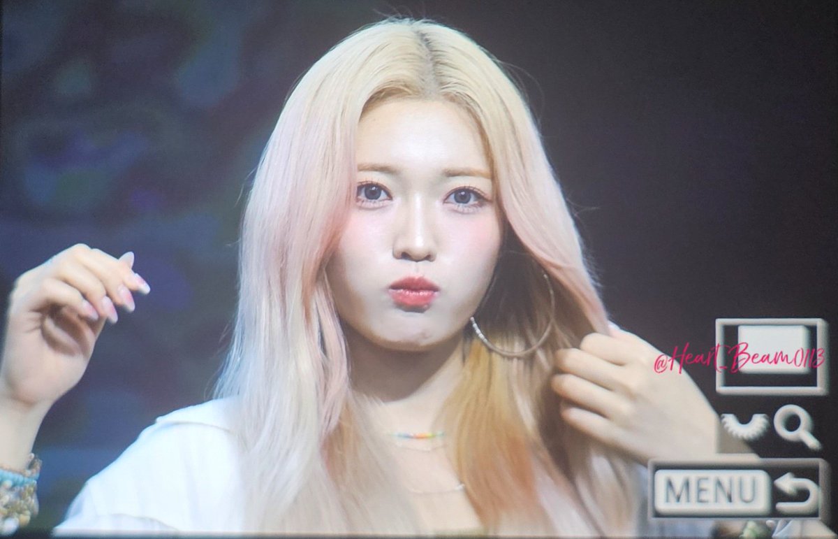 20241018 makestar 프리뷰

#빌리 #하람 #Billlie #Haram

<a href="/Billlieofficial/">Billlieofficial</a>