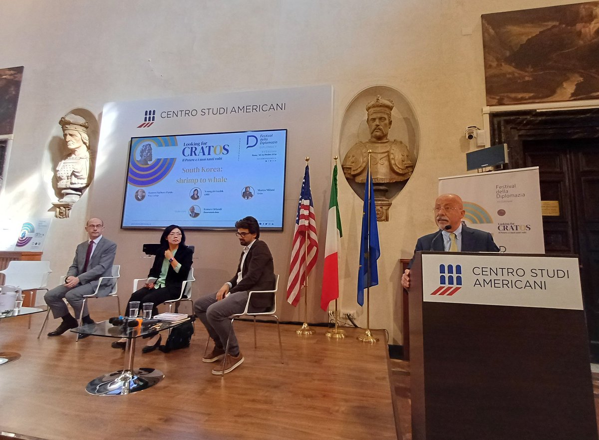 DiplomacyinRome's tweet photo. "South Korea: shrimp to whale" è il libro scritto da @rpachecopardo, che, insieme a @ophra10, @MarcoMilani05 e @OrlandiRomeo, aprirà un confronto sulla trasformazione unica della Repubblica di Corea dal ventesimo secolo.
#Diplomacy24 @centrostudiusa https://t.co/NCmOEZwesA