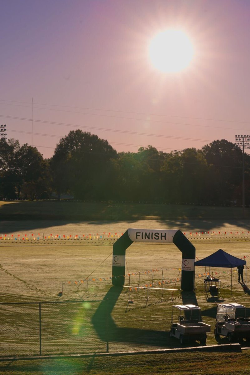 ElonXCTF's tweet photo. Pre-race scene!
#EUXC https://t.co/eNGhSniy6k
