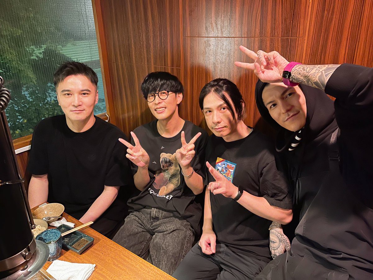 Masayoshi_Oishi's tweet photo. 純ちゃん、オーイシ、蛇足さん、ふぉいくん

というご飯会 https://t.co/3fn7Tzkp4R