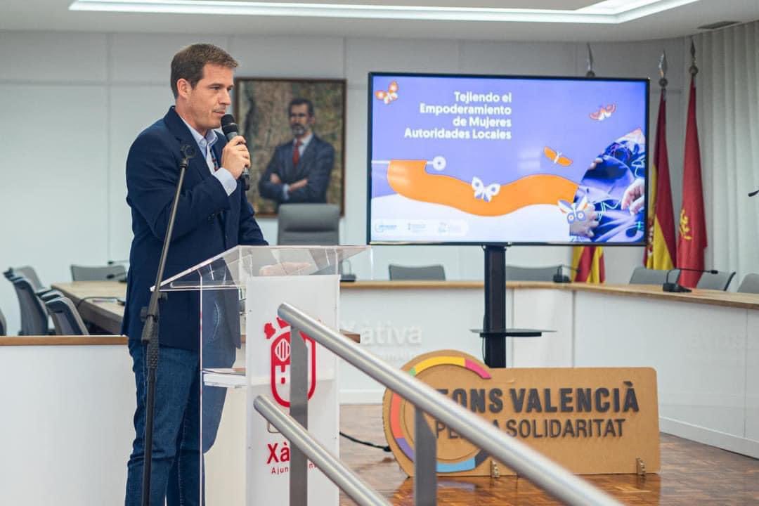 📣Jornada al saló de plenaris de l’Ajuntament de <a href="/Xativa/">Ajuntament de Xàtiva</a> de presentació de resultats del projecte de cooperació internacional a l’Equador “Teixint el canvi de dones autoritats locals” del <a href="/fonsvalencia/">Fons Valencià per la Solidaritat</a>, cofinançat per <a href="/GVAIgualtat/">GVAIgualtat</a> i executat amb la col•laboració de <a href="/CEPAMQuito/">CEPAM Quito</a>