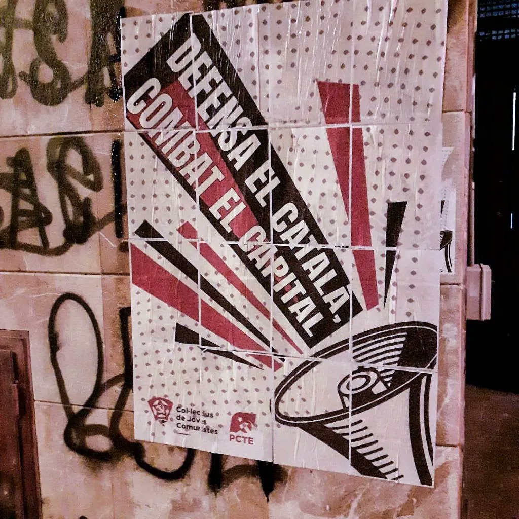 CJC_Balears's tweet photo. 🔴Aquestes darreres setmanes els CJC ens hem mobilitzat per fer present que la defensa de la llengua també és part inseparable de la lluita contra el capital, ja que aquesta forma part del seu patrimoni cultural proletari.

📣DEFENSA EL CATALÀ, COMBAT EL CAPITAL! https://t.co/xVUn35lfE0