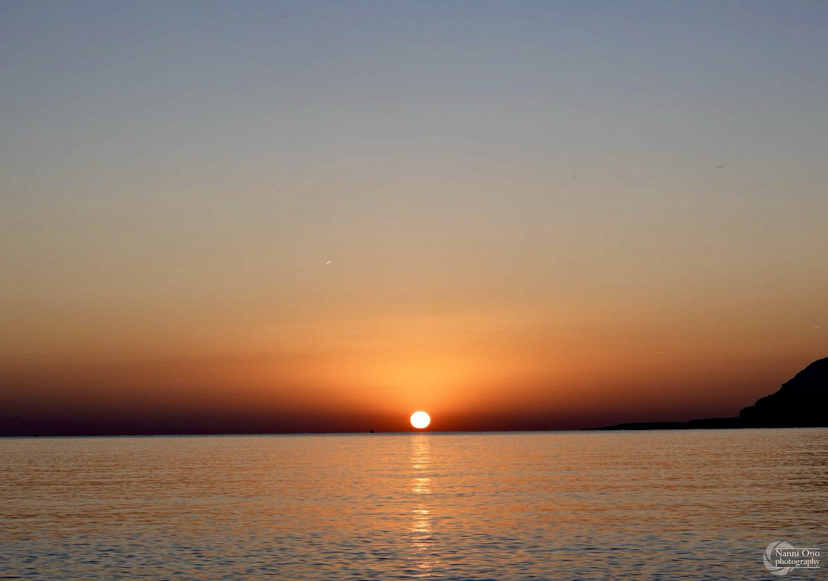 Sunrise. #italy #sardinia #portorotondo #sunrise #photography #seascape #seaside #seashore #shoreline #photographers #fotografia #nature #earth #focus #sea #mare #alba