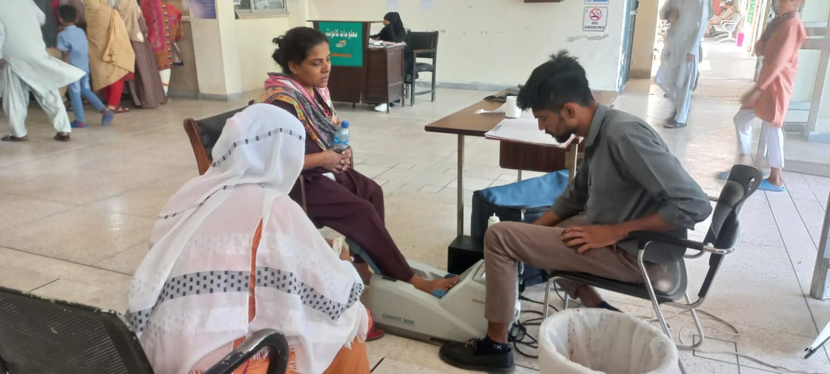 rahmat_trust's tweet photo. Early detection allows for timely intervention and management.
Keeping in consideration Ch. Rahmat Ali Memorial Trust organized free Bone Mineral Density (BMD) Scan Camp.

For details contact us:
UAN: 042 111 800 200

https://t.co/hZkMbQKX2Q 

  #ChaudhryRahmatAliHospital #CRAMT https://t.co/QzUWFCHDJE