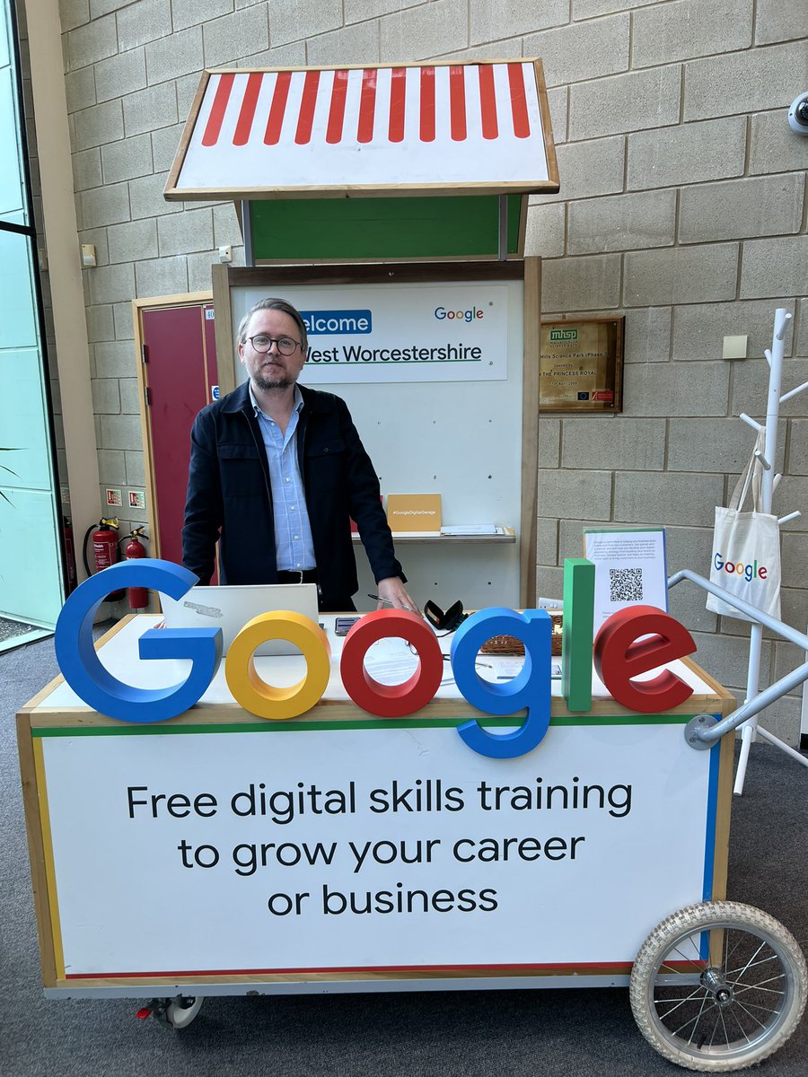 Dan_Martin's tweet image. Fantastic day helping to manage the Google Digital Garage event for @e_nation in Great Malvern at the impressive Malvern Hills Science Park. 

Brilliant group of local business owners getting expert digital tips, and great to be joined by local MP @hbaldwin 

#GoogleDigitalGarage