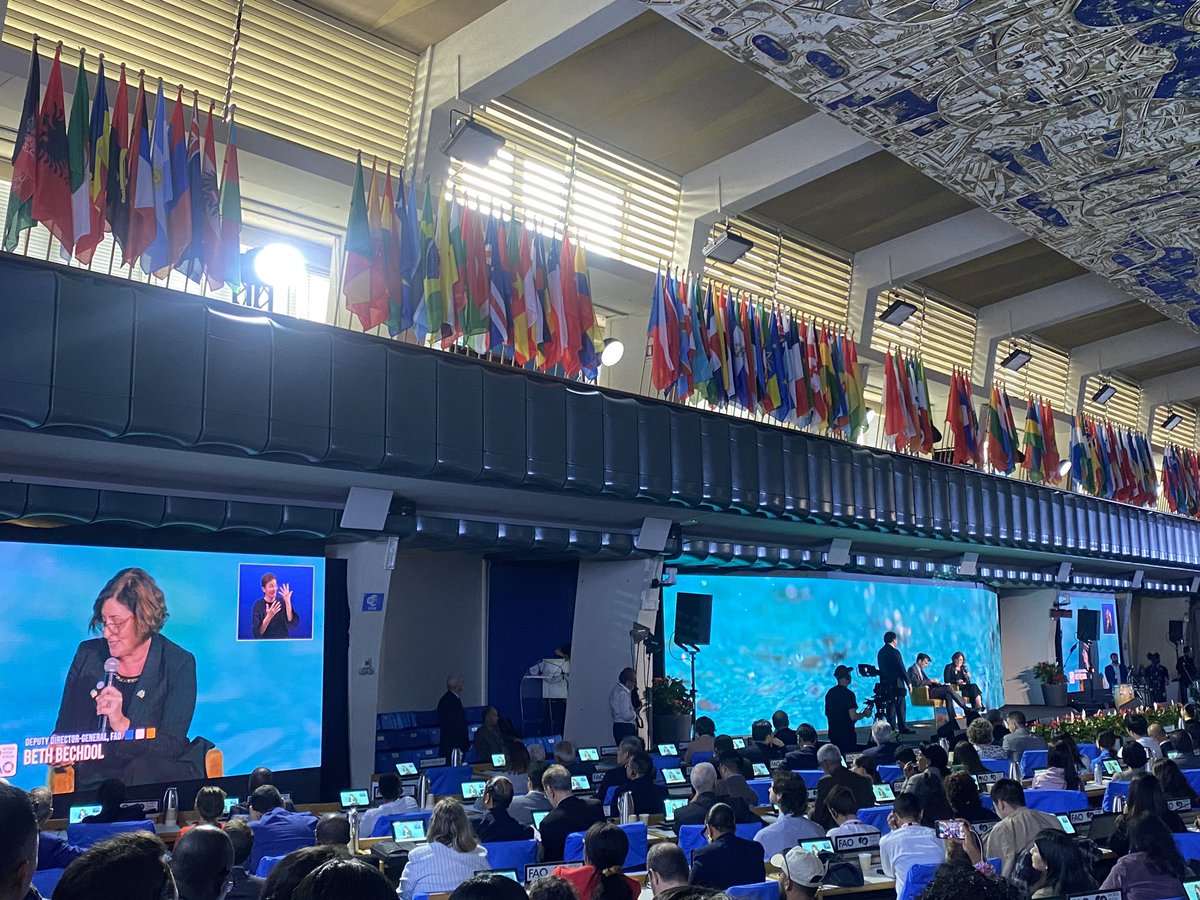 MDowlatchahi's tweet image. WorldFoodForum is closing! #WASAG, #WaterAction, Family Farming &amp;amp;  having Youth, Women &amp;amp; Indigenous Peoples at the centre of #AgrifoodSystem innovation is 🔑…With still the need to do more…#WomenEmpowerment #IndigenousPeoples #SIF2024 #SDGs #BetterLife. @BethBechdol @maumartina