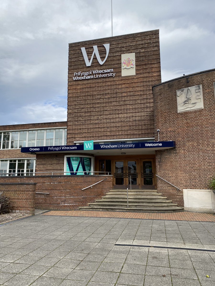 DarrylWhite85's tweet photo. Yesterday at Cardiff Met, today at @WrexhamUniYCW with @SLacey_YC from @youthcymru to discuss the next generation of learners. 

This will be a great partnership! Lucky to have very talented people in the sector! 

Also, despite looking, I didn’t see @VancityReynolds 🏴󠁧󠁢󠁷󠁬󠁳󠁿 🔴⚫️ https://t.co/MolKATqBPo