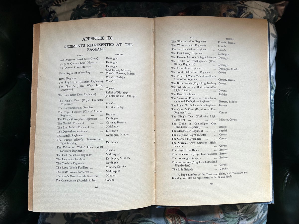 Chance4321's tweet photo. I recently picked this up for a couple of quid - bargain as back in 1910, this would have cost 2s6d. Of interest is the 'The Show Must Go On' note from King George V - in reference to the nation being in a state of mourning for Edward.  The whole thing was to inject ... 1/2 https://t.co/5CzlCztMuJ