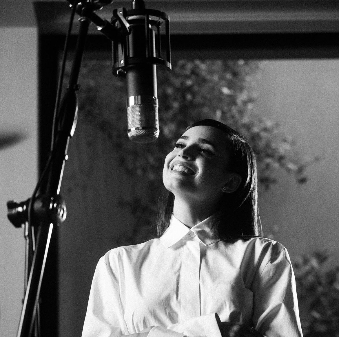 She deserves the world I always protect her at all the costs I love her endlessly🤍
<a href="/SofiaCarson/">Sofia Carson</a>