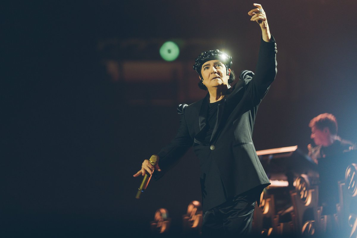 Renato Zero tweet media