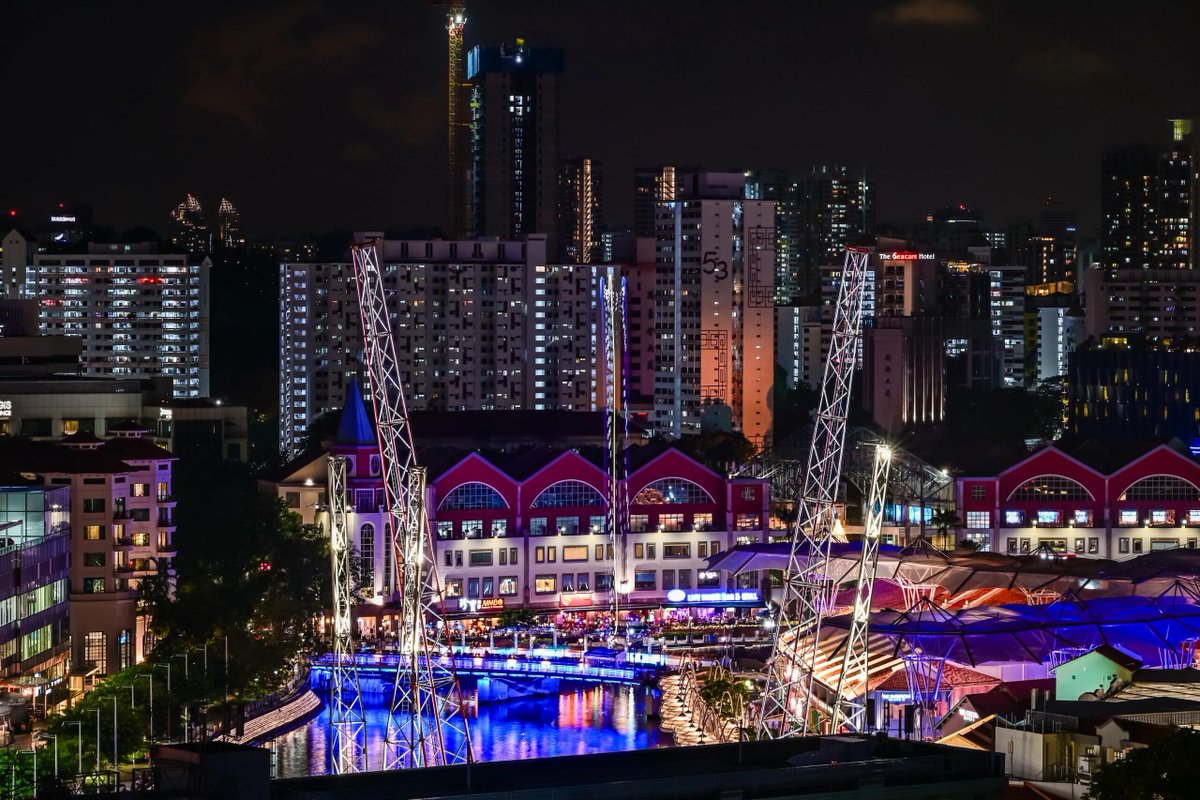 SGが散歩で撮った美しい夜景です