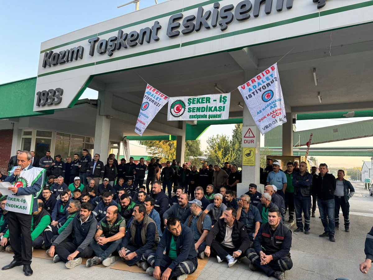 DokuzlarHamit's tweet photo. #zordayizgecinemiyoruz https://t.co/ipFPMcrxve